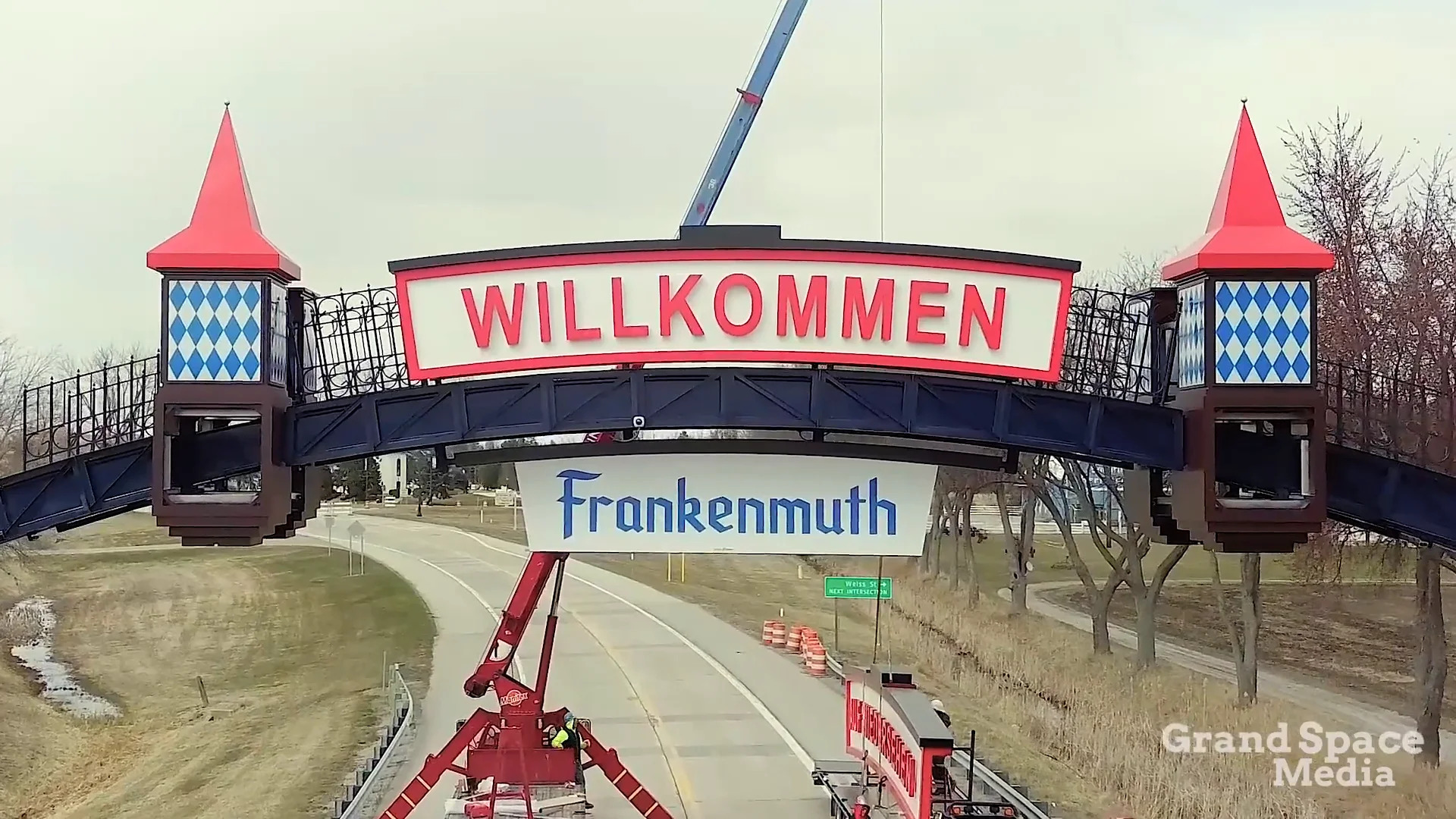 An image of the welcome sign for Frankenmuth.